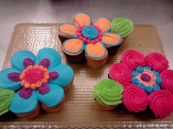 Cupcake Flower Birthday Cake Cupcake Flower Birthday Cake