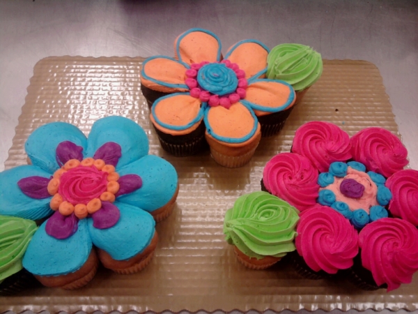 Cupcake Flower Birthday Cake