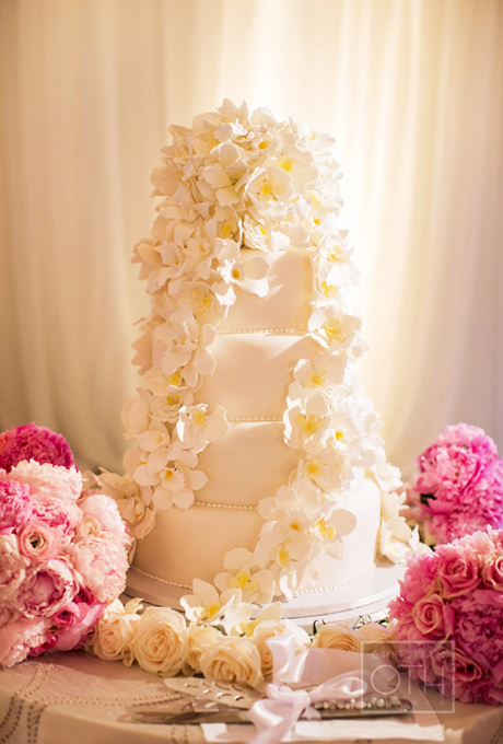 Elegant Wedding Cake