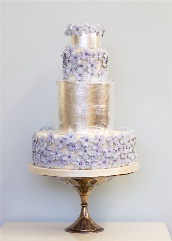Elegant Wedding Cakes with Flowers Elegant Wedding Cakes with Flowers