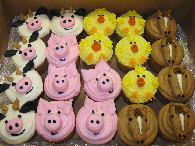 Farm Animal Cupcakes