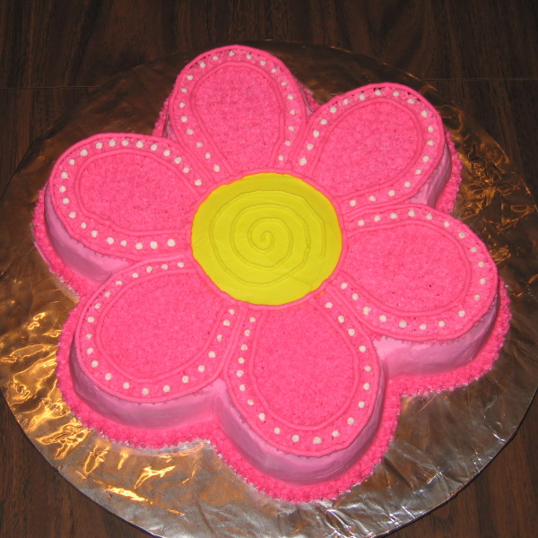 6 Photos of Flower Shaped Cakes