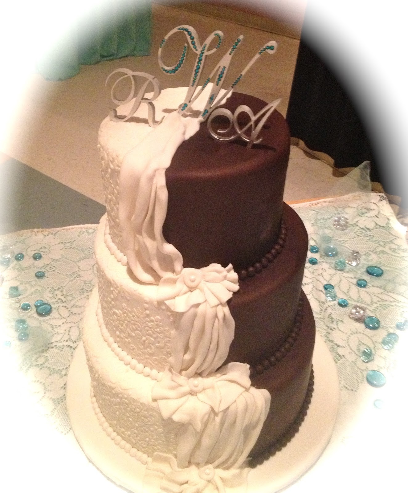 Half White Half Chocolate Wedding Cake