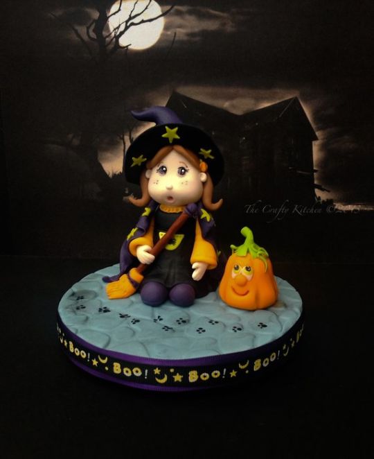 Halloween Fondant Witch Cake