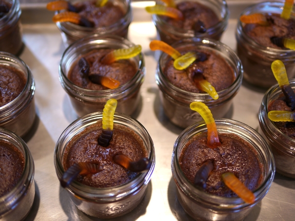 Halloween Mason Jars with Gummy Worms