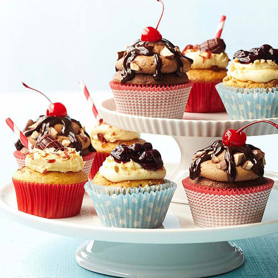 How to Decorate Cupcakes and Frost How to Decorate Cupcakes and Frost