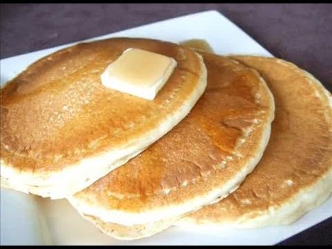 How to Make Buttermilk Pancakes From Scratch