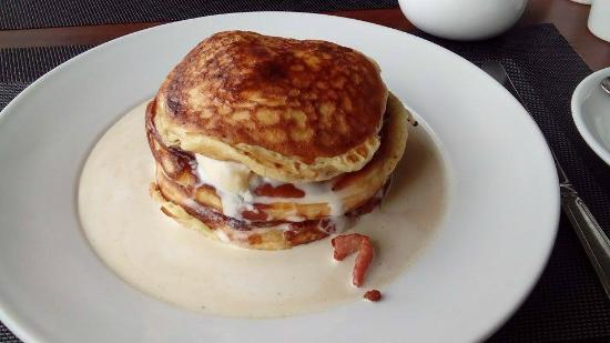 Ice Cream with Bacon and Pancakes