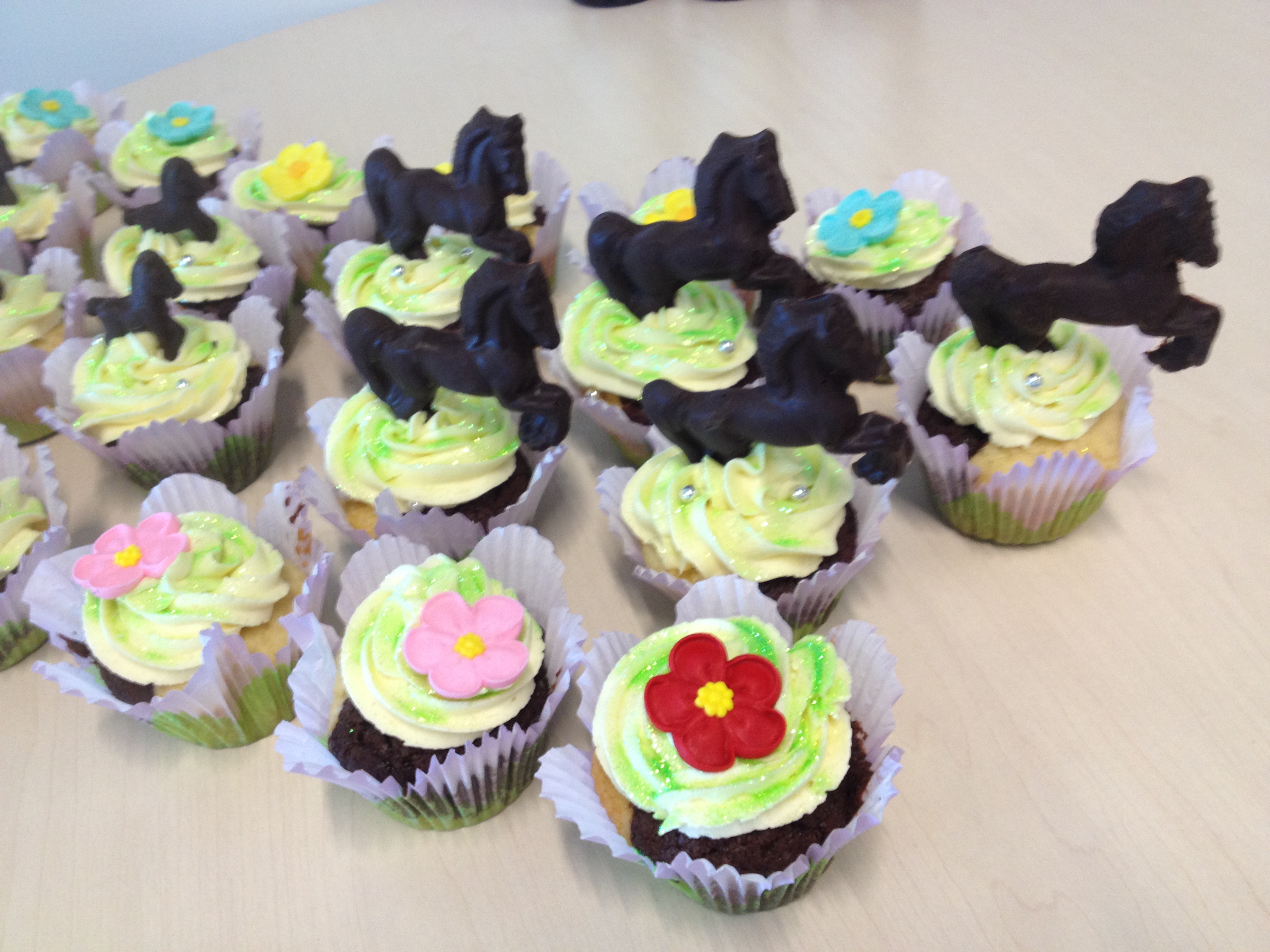 Melbourne Cup Cupcakes Melbourne Cup Cupcakes