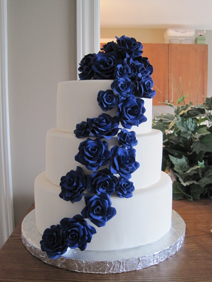 Navy Blue Rose Wedding Cakes