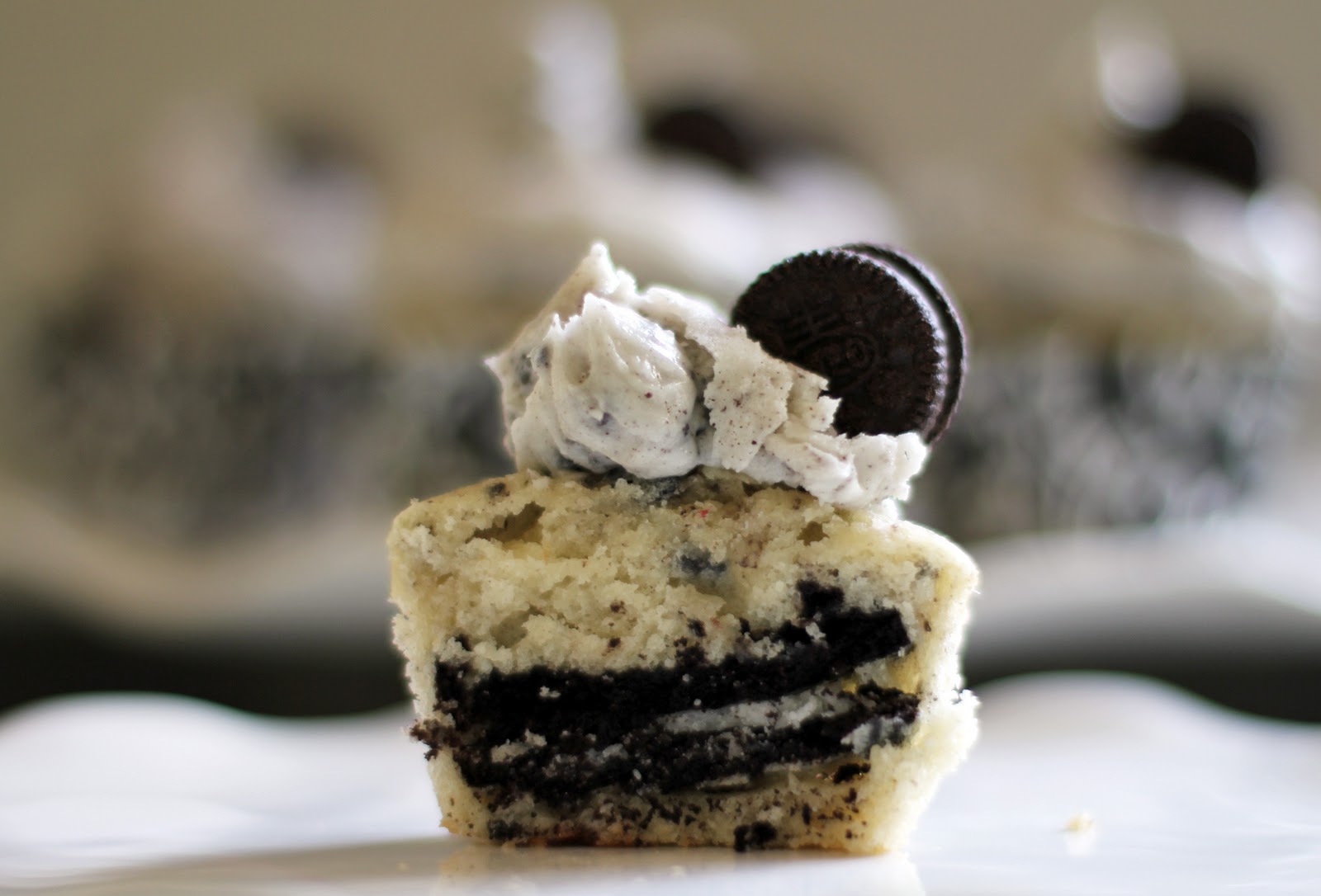 Oreo Cookies and Cream Cupcakes