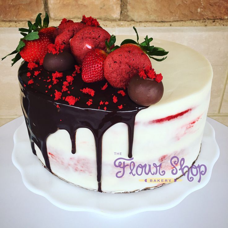 Red Velvet Birthday Cake Ideas
