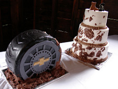 Redneck Mud Truck Wedding Cake