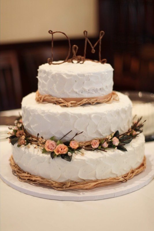 Rustic Themed Wedding Cake