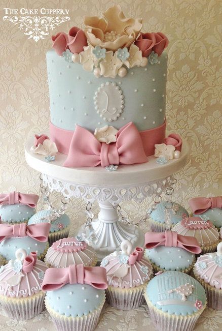 Shabby Chic Cupcake Cake