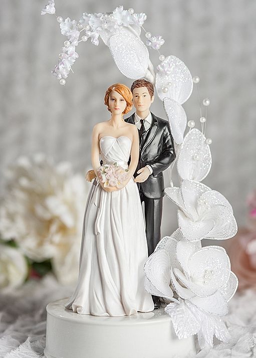 Vintage Wedding Bride and Groom Cake Topper Vintage Wedding Bride and Groom Cake Topper
