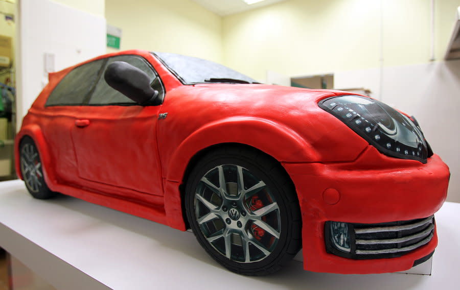 5 Photos of VW Golf Car Shaped Cakes