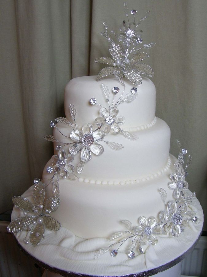 Wedding Cake with Bling Wedding Cake with Bling