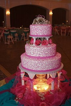 Wedding Cakes with Fountains