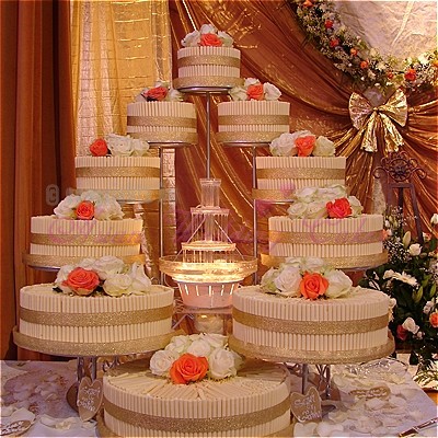 Wedding Cakes with Fountains