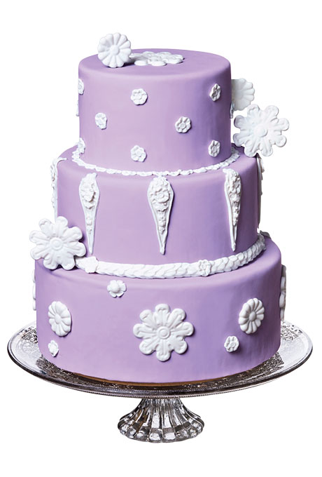 White Wedding Cake with Purple Flowers White Wedding Cake with Purple Flowers