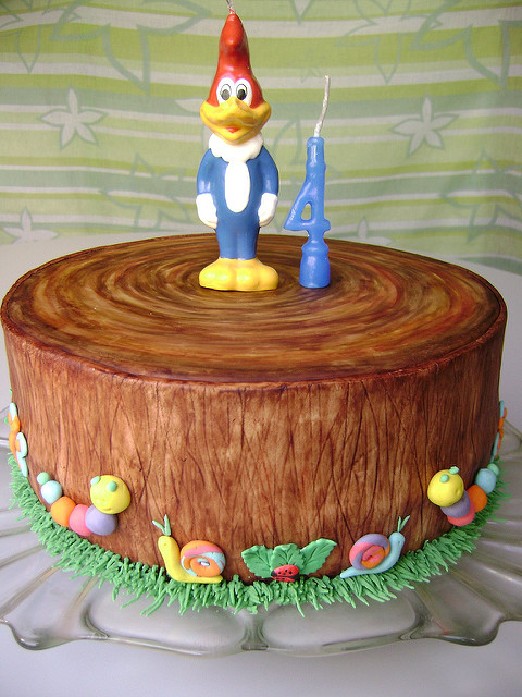 Woody Woodpecker Cake