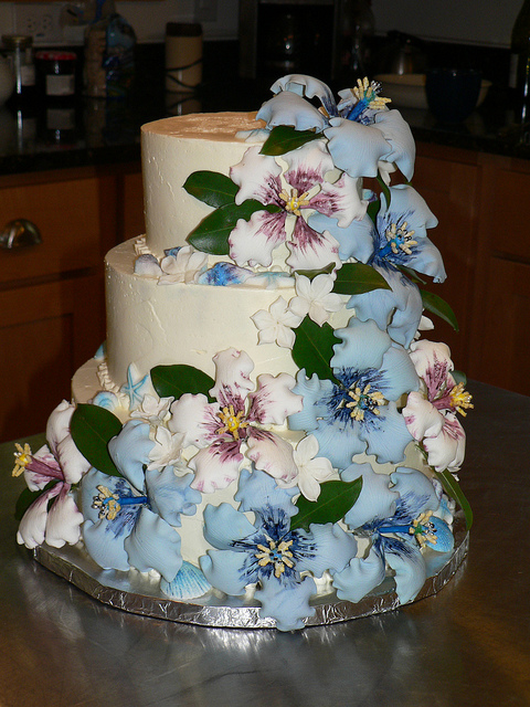 Beach Wedding Cake Hibiscus