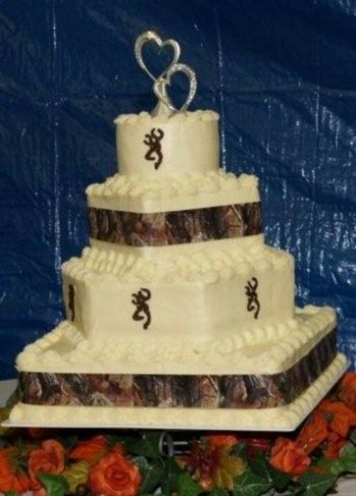 Browning Pink Camo Wedding Cakes