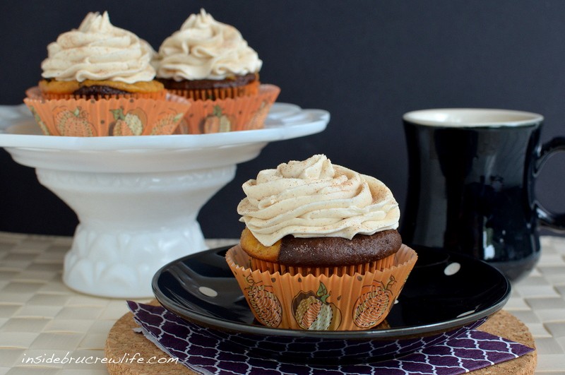 Chocolate Pumpkin Cheesecake Cupcakes