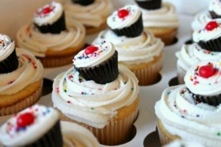 Cupcakes On Cupcakes Idea