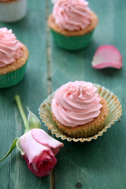 Cupcakes Rosewater-Pistachio