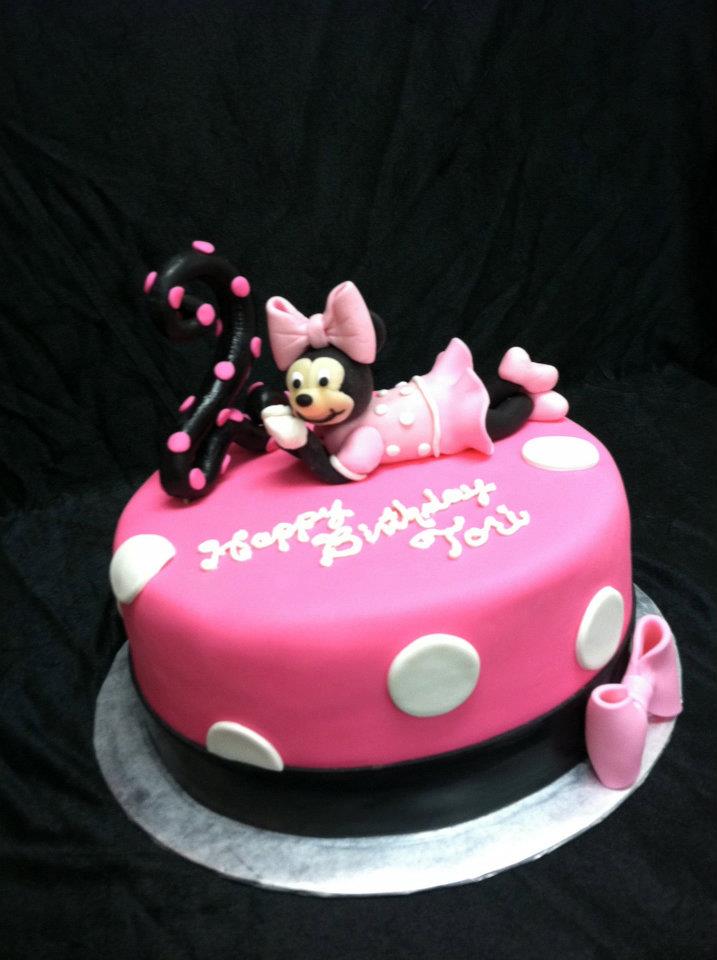 Custom Minnie Mouse Cake Custom Minnie Mouse Cake