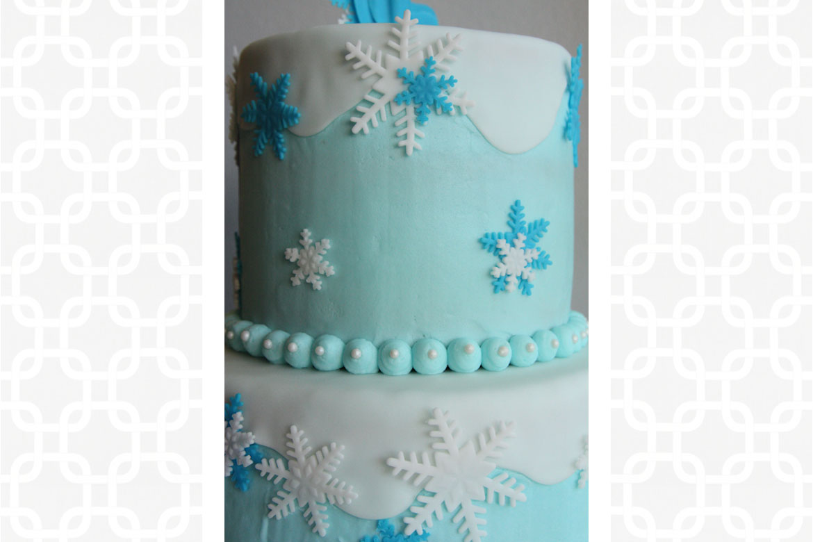 Disney Frozen Cake