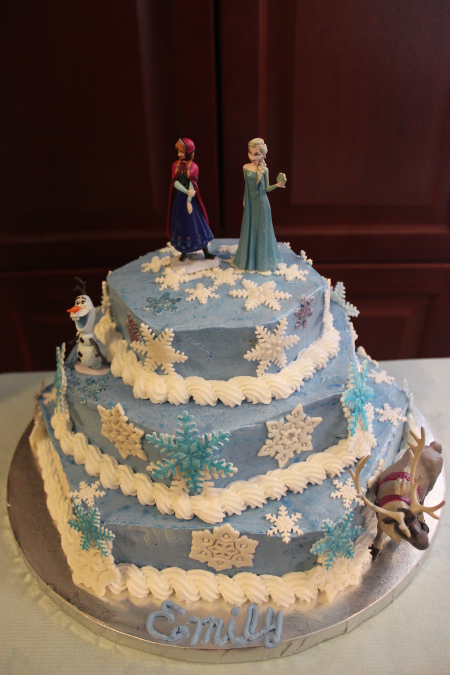 Frozen Themed Birthday Cake