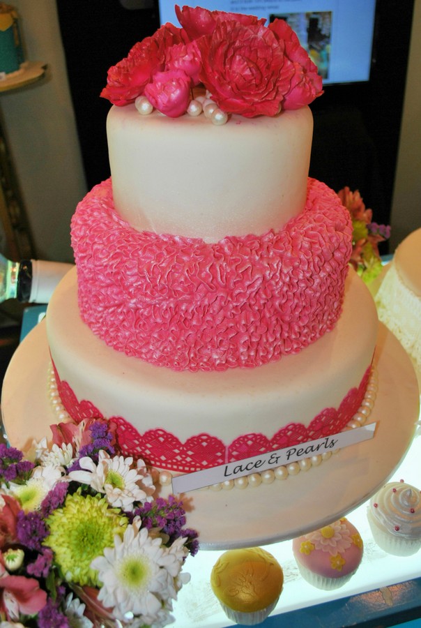 Goldilocks Wedding Cakes Philippines