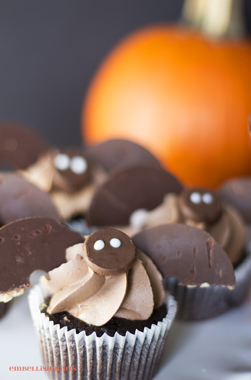 Halloween Bat Cupcakes