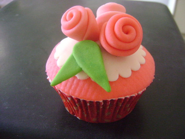 How to Make Fondant Cupcakes How to Make Fondant Cupcakes