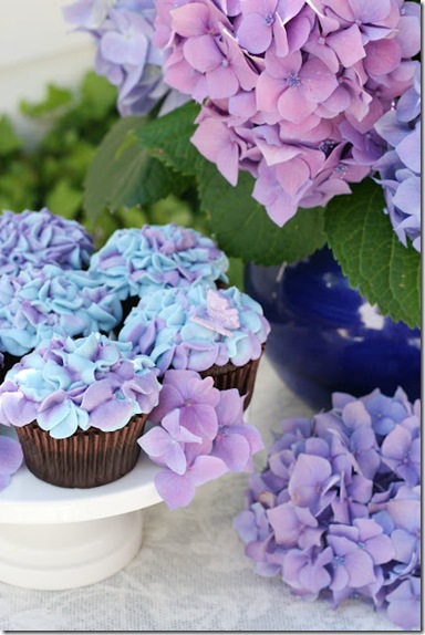 Hydrangea Cupcakes