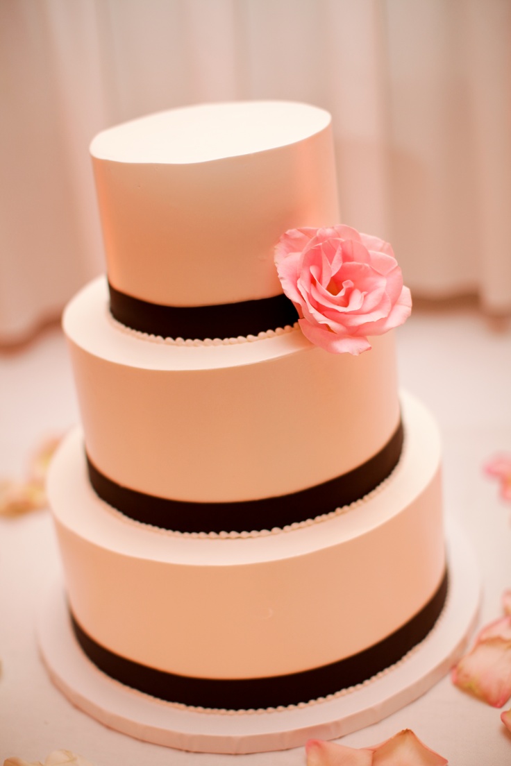 Light Pink and Black Wedding Cake