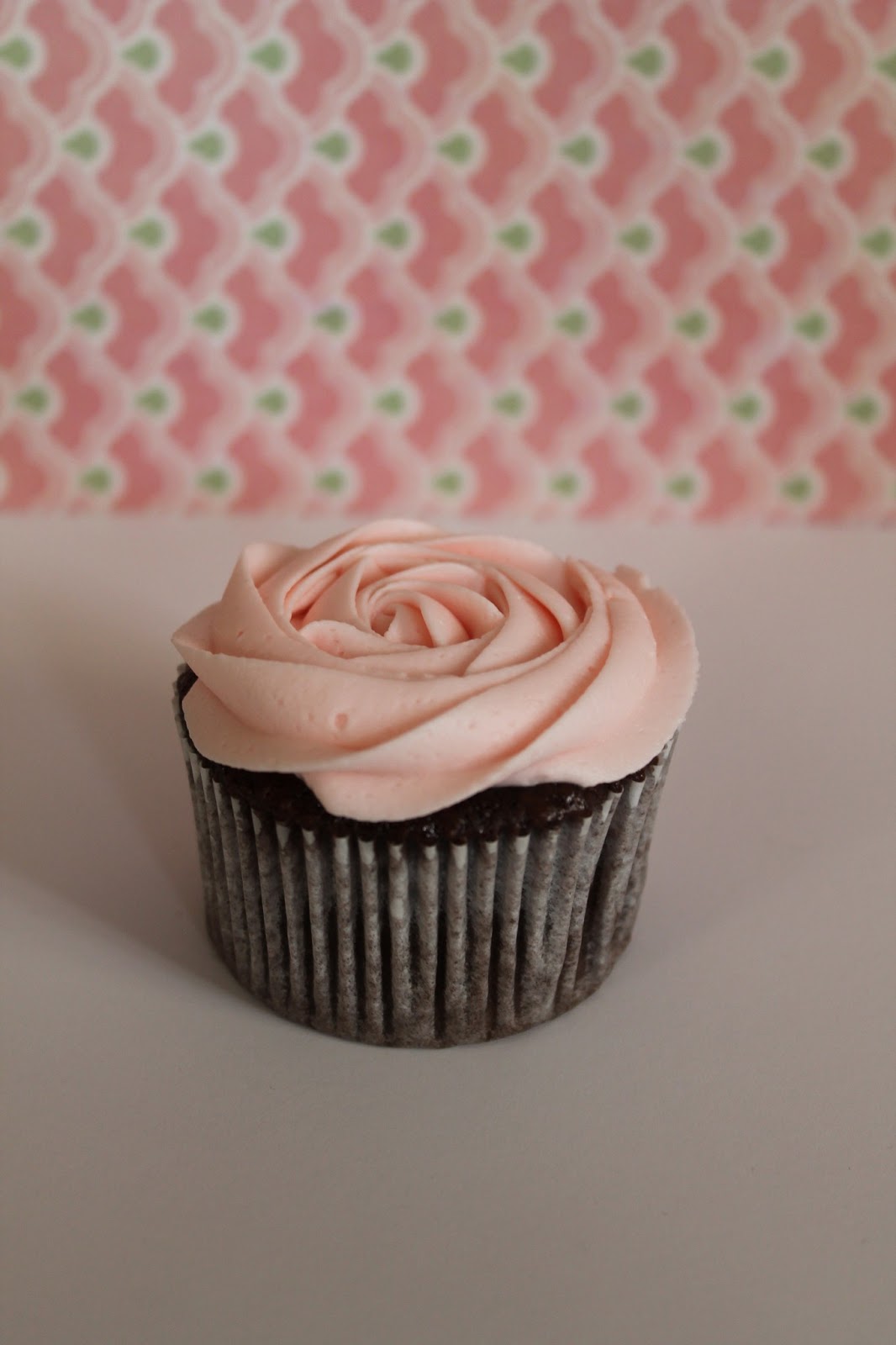 Light Pink Wedding Cupcakes