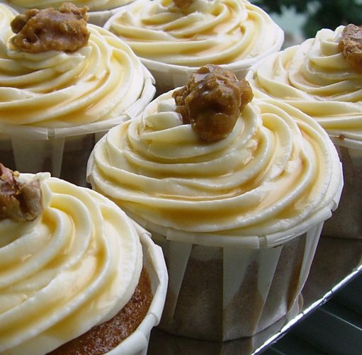 Maple Walnut Cupcakes with Frosting