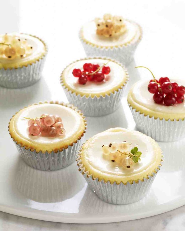 Martha Stewart Cheesecake Cupcakes with Sour Cream Topping