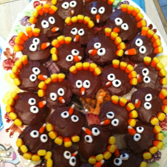 Mini Turkey Cupcakes