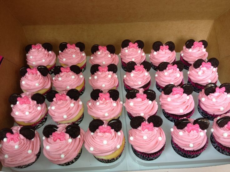 Minnie Mouse Cupcakes Minnie Mouse Cupcakes