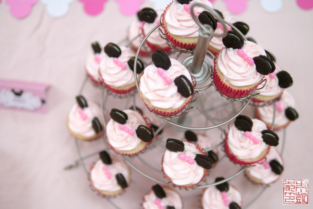 Minnie Mouse First Birthday Cupcake Cake