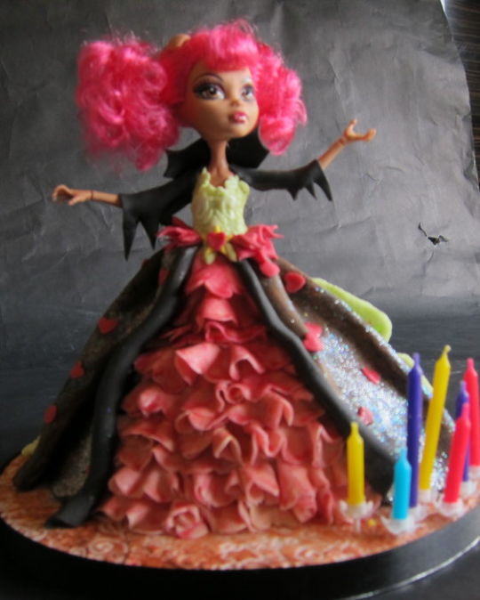 Monster High Doll Cake Monster High Doll Cake