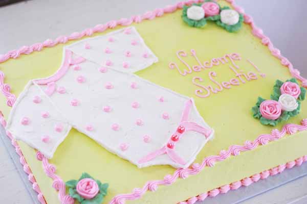 Onesie Baby Shower Cake