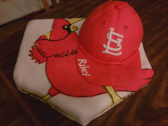 St. Louis Cardinals Cake