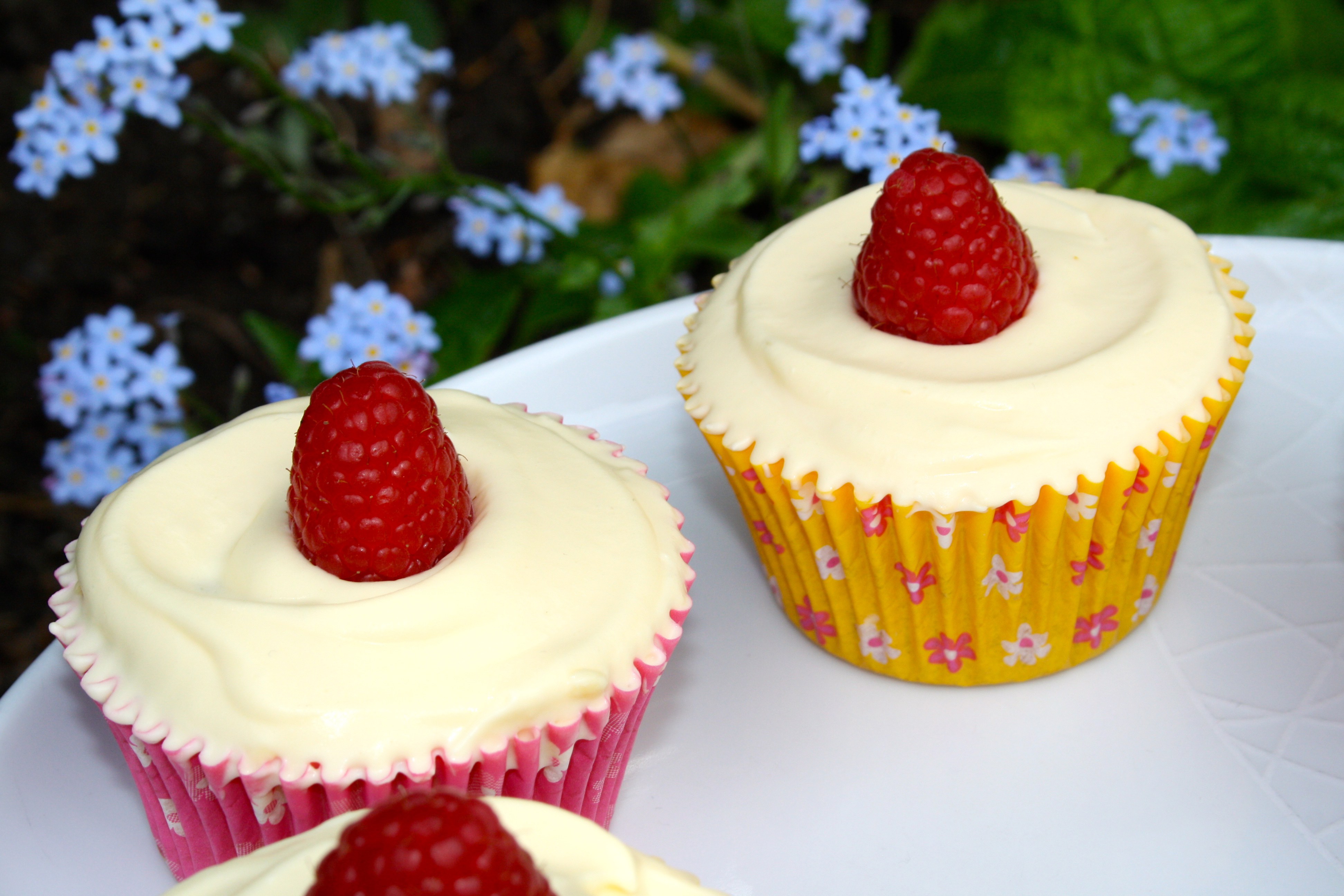 Stuffed Raspberry Cupcakes