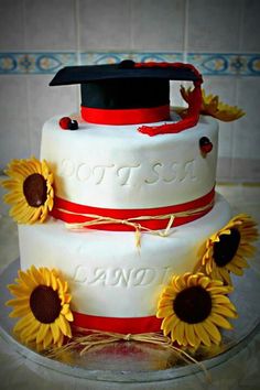 Sunflower Graduation Cake